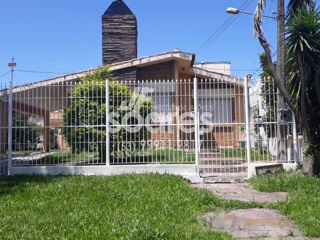 #1069 - Casa para Venda em Pelotas - RS - 1
